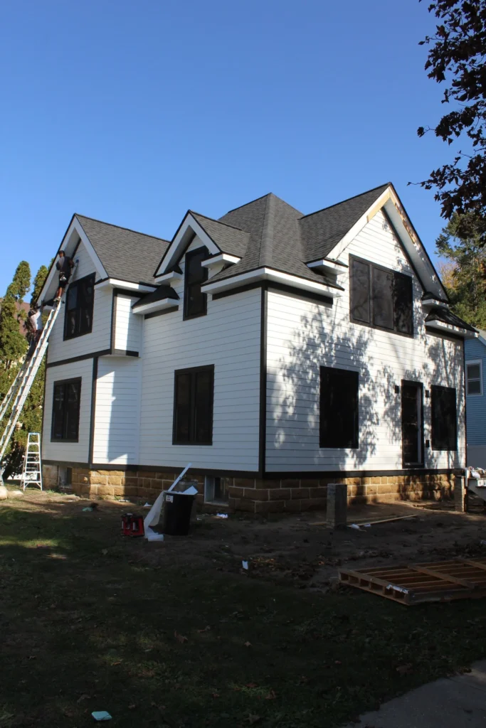 Home Exterior and Roofing Contractor in Janesville WI & Illinois