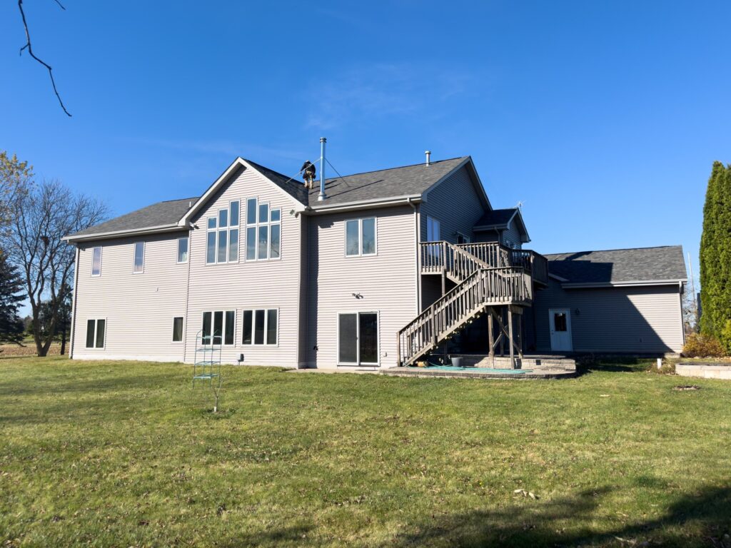 Roofing Contractor in East Troy WI