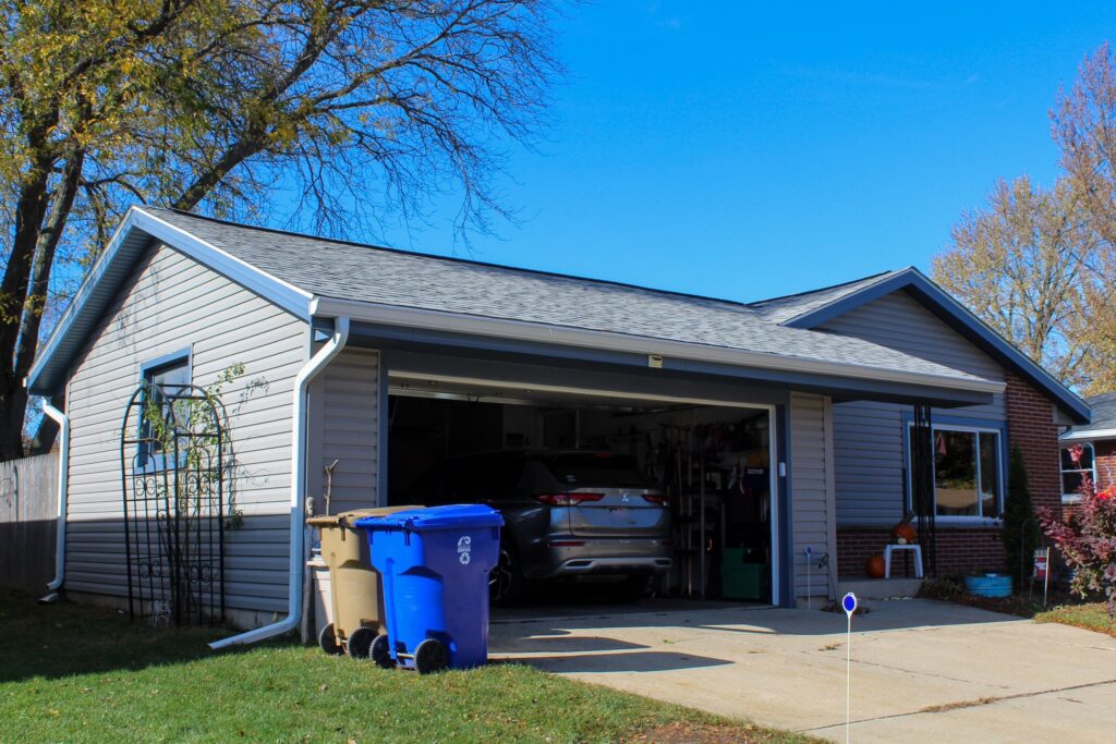 roofer in Milton wi