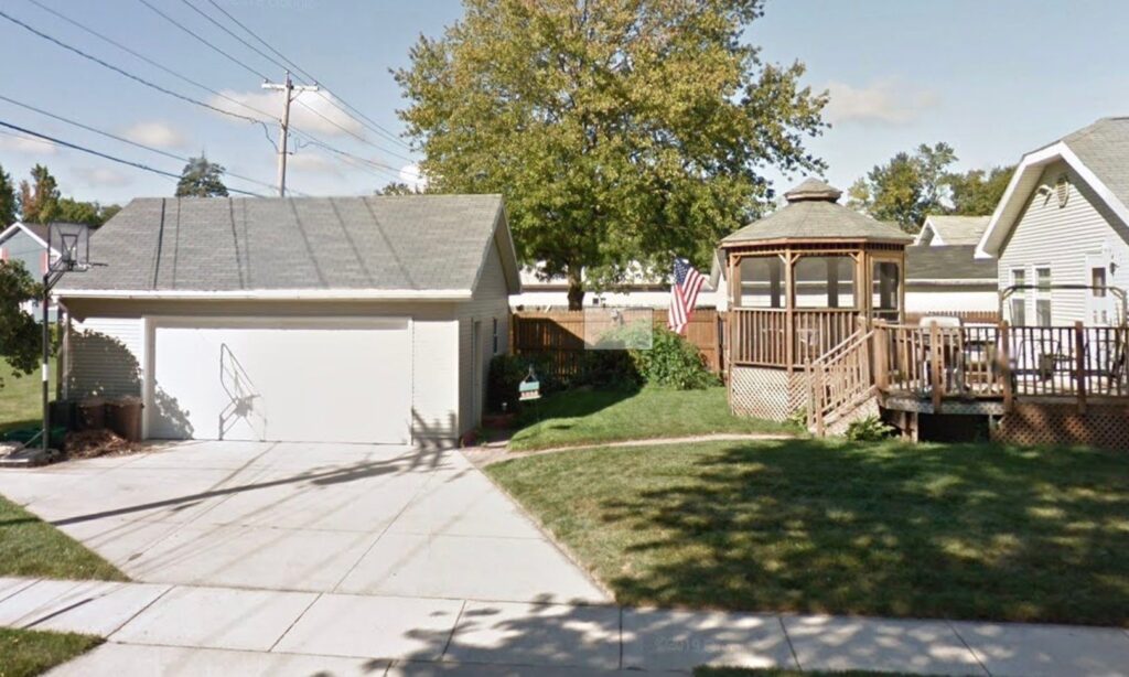 Roofing Contractor Waukesha WI